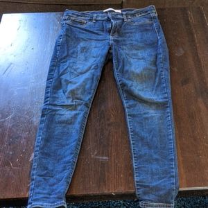 LAST CHANCE Gap Legging Jeans